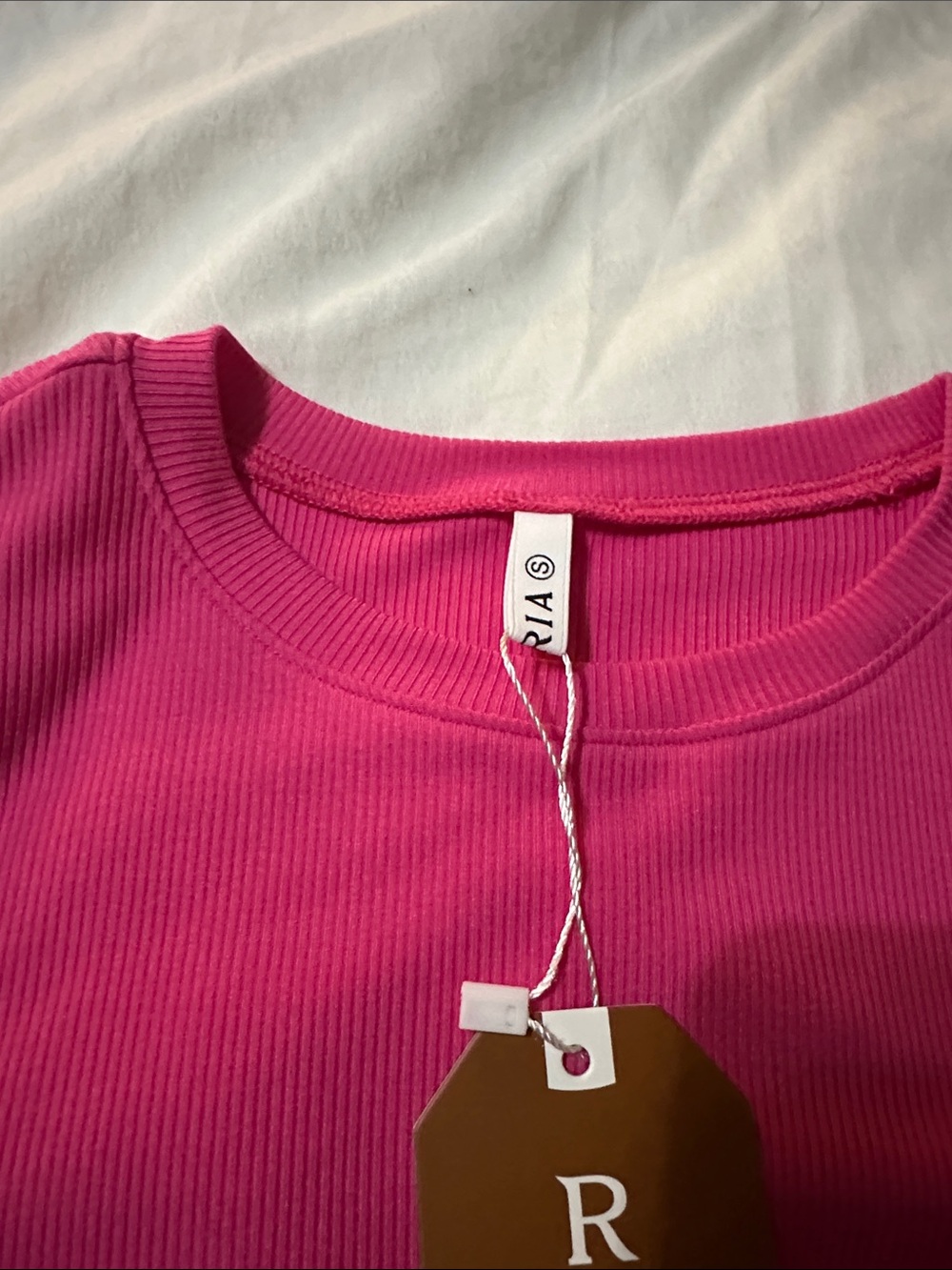 ReoRia Fitted Long-Sleeve Maxi Dress in Hot Pink - Picture 3 of 4